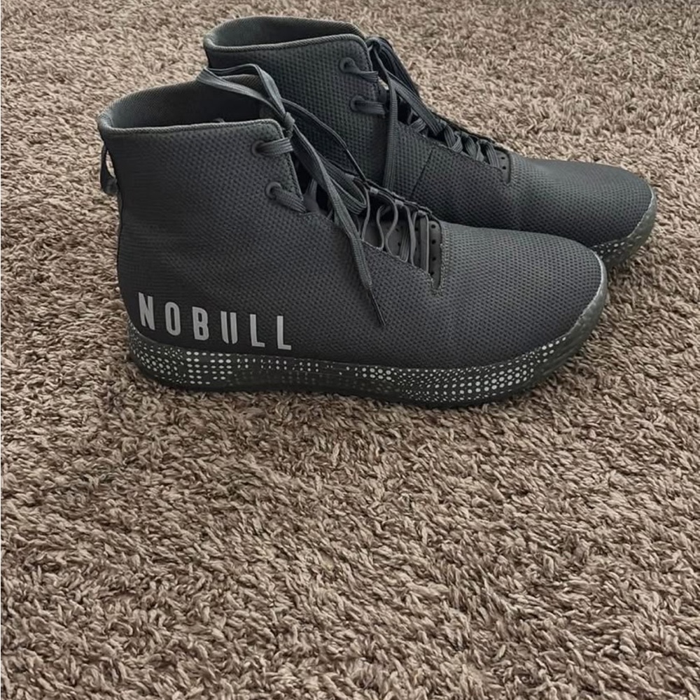 NOBULL Black Athletic High-Top Shoes with Minimalist Design